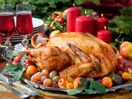 Đâu là những món ăn không thể thiếu trong bàn tiệc Giáng Sinh của người Anh?